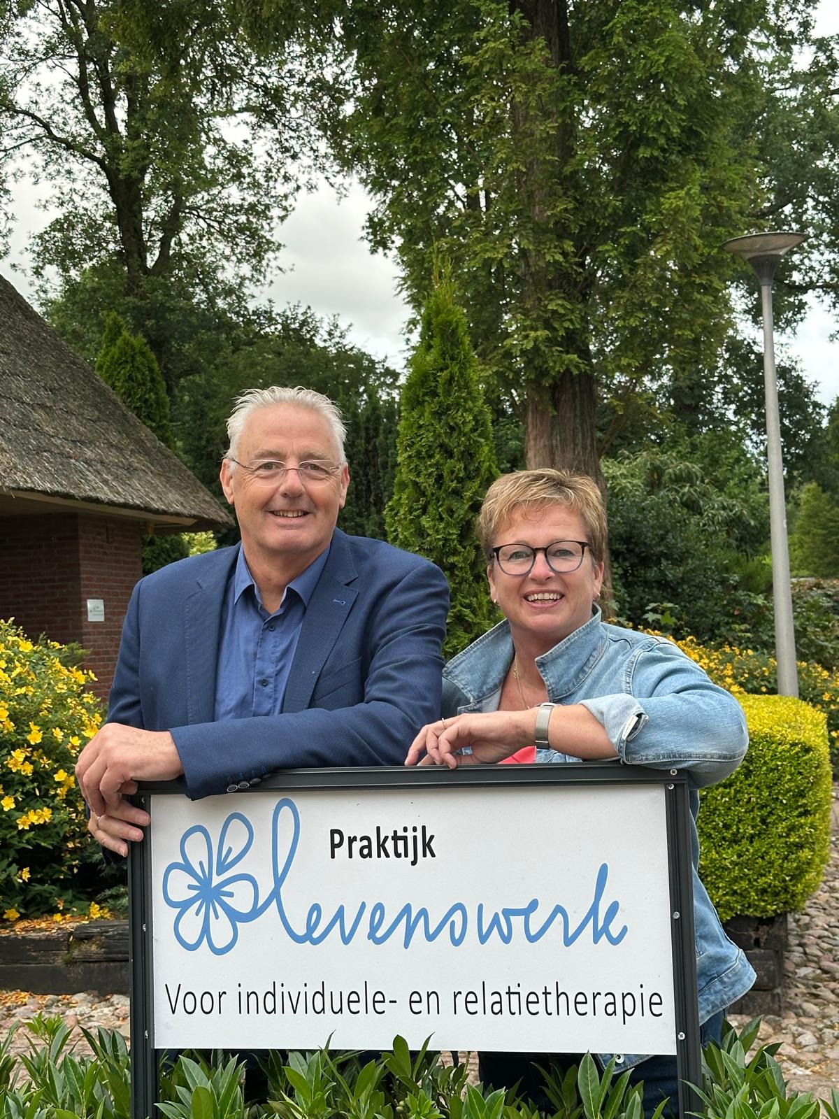 Relatietherapeuten Arjo Ballast en Jeanette Wiersema van Praktijk Levenswerk in Musselkanaal, regio Groningen en Drenthe